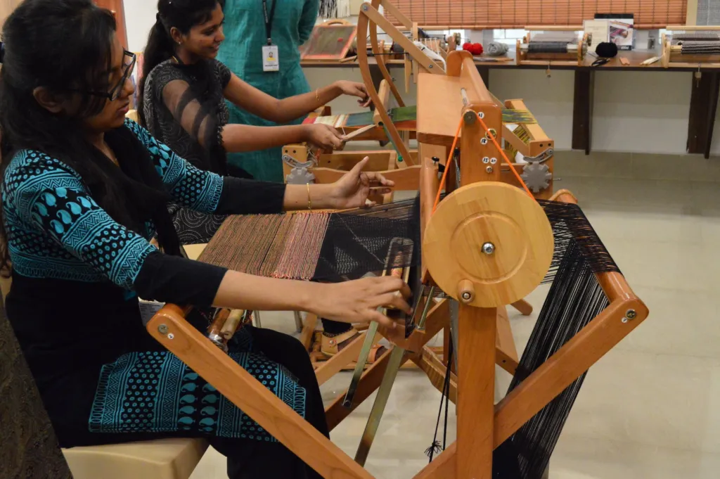 saori weaving