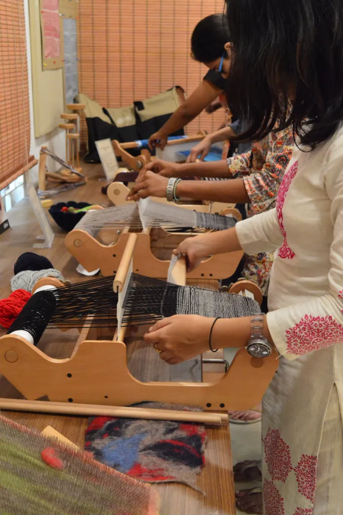 Rigid heddle weaving