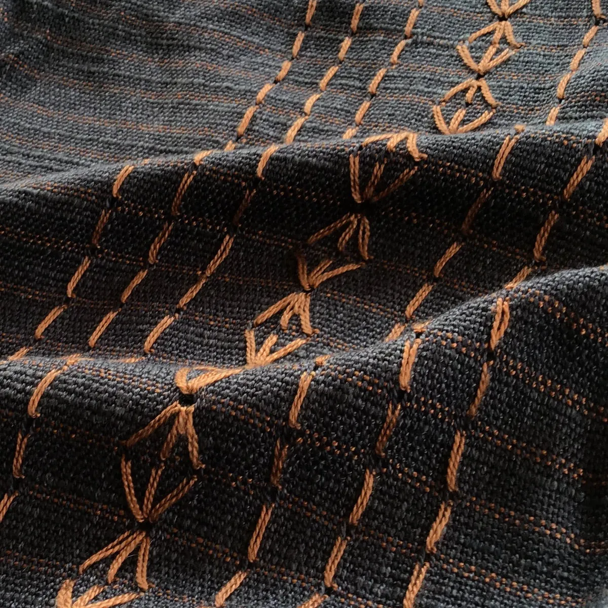 Mom, it's woven!