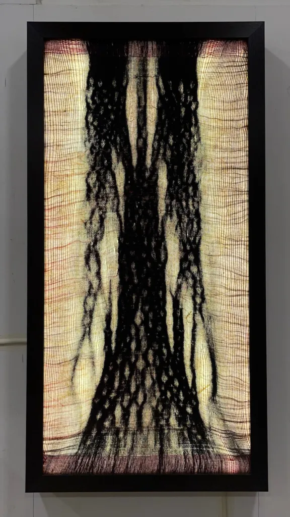 SAORI weaving