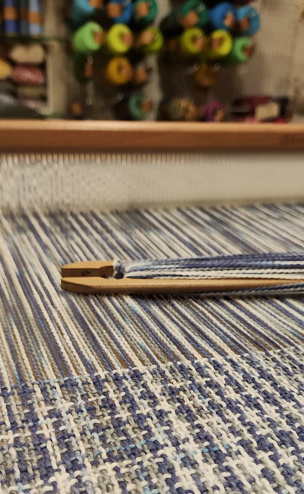 Weaving fever at the studio