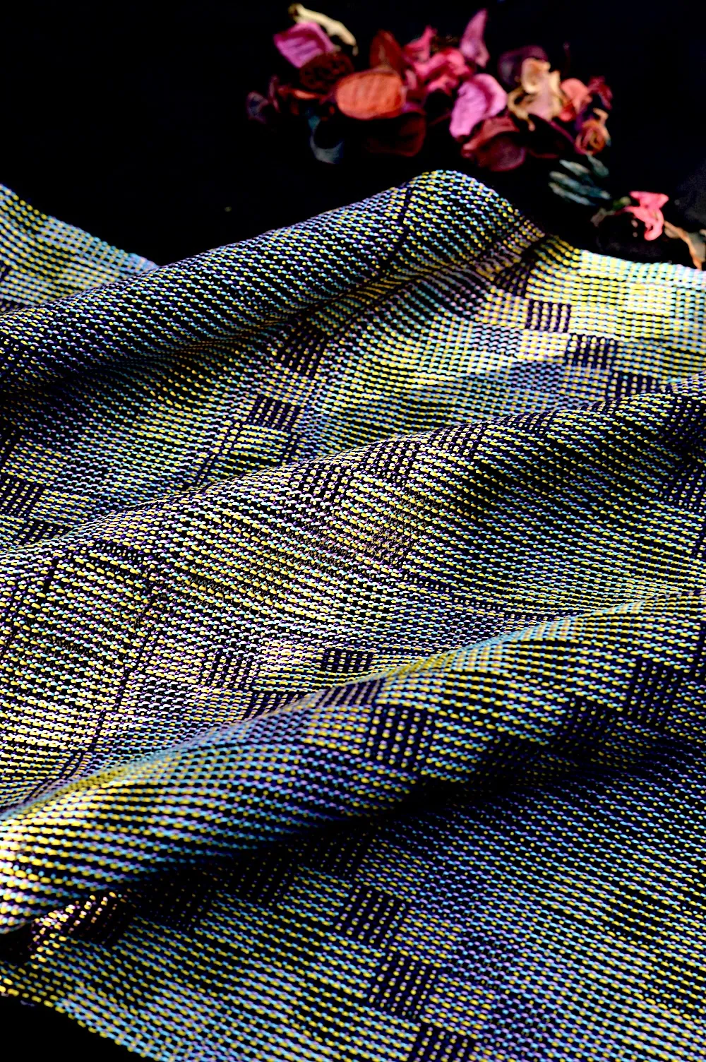 ECHO weave on the loom